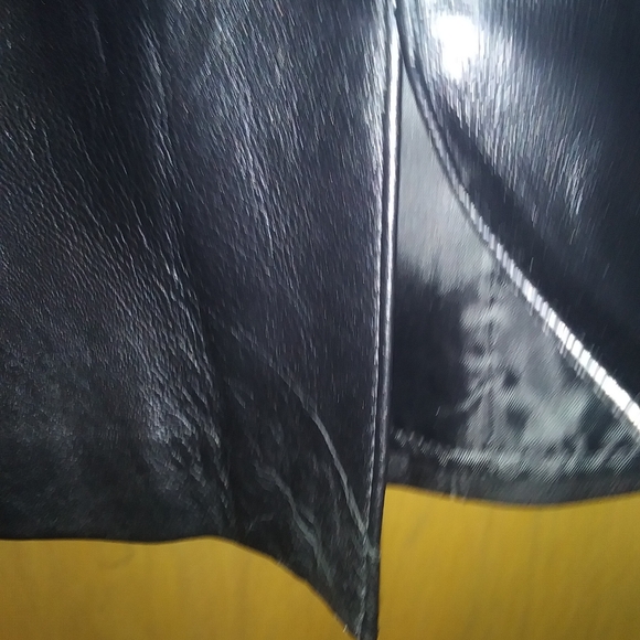 Leather skirt - Picture 5 of 8